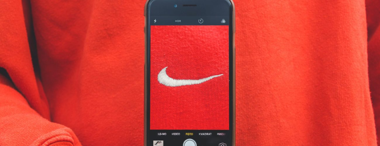identité marque MD consulting Image du logo Nike et identité de marque forte - MD Consulting.